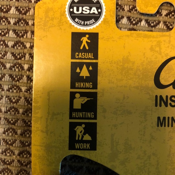 Cabela’s Merino Wool socks W/insect defense x2 - Picture 3 of 4